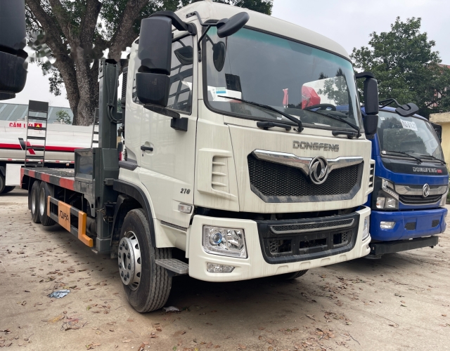 Xe Dongfeng 3 chân (chân co) nâng đầu chở máy công trình (đời 2026) – Thông số & báo giá