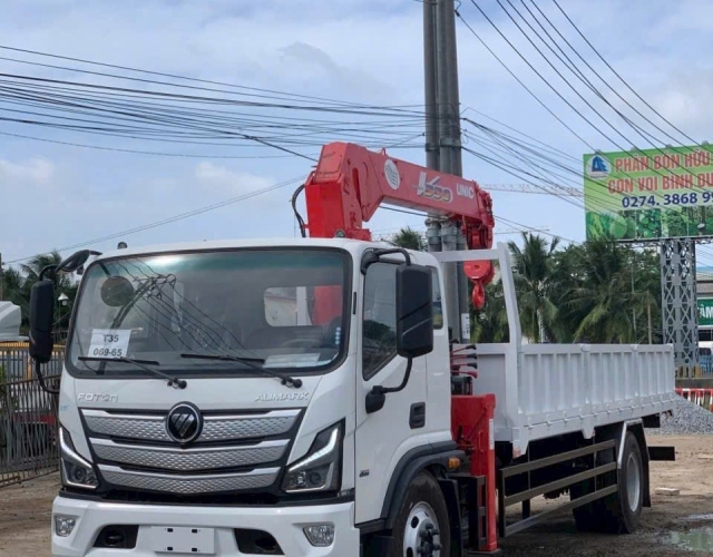 Xe tải Foton Aumark 9 tấn gắn cẩu UNIC URV554 5 tấn 4 đốt (đời 2026)