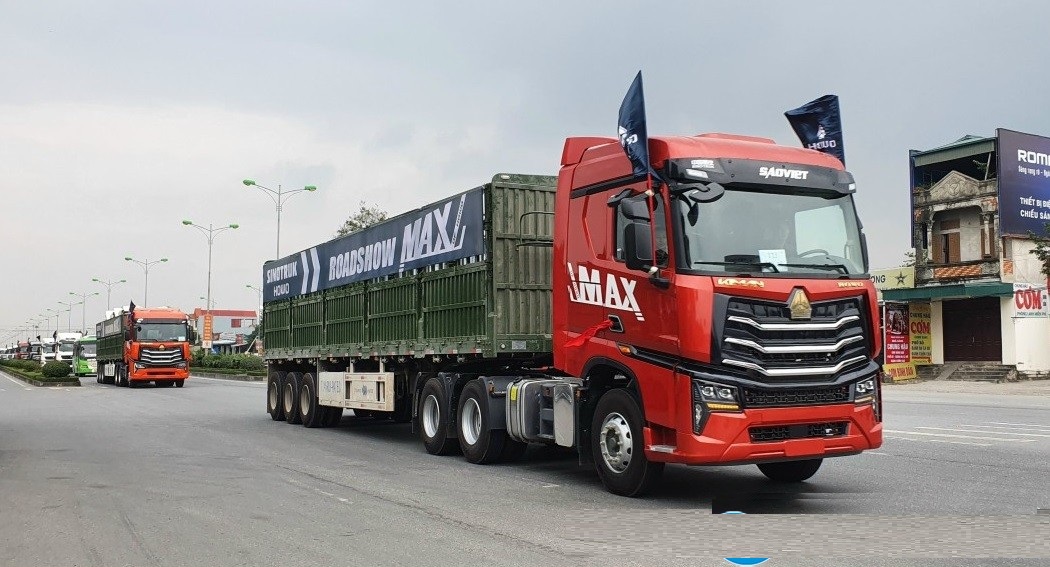 Đánh giá xe đầu kéo Howo MAX 6x4 460HP