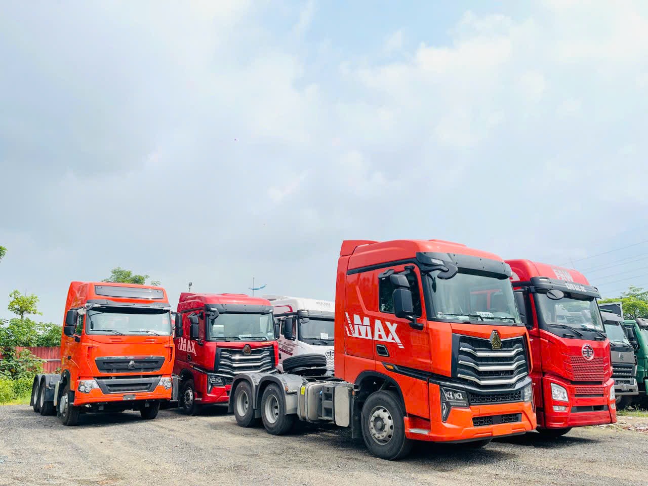 Đánh giá xe đầu kéo Howo MAX 6x4 460HP