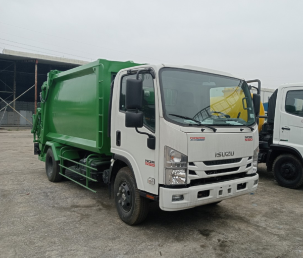 xe cuốn ép rác Isuzu 7 khối