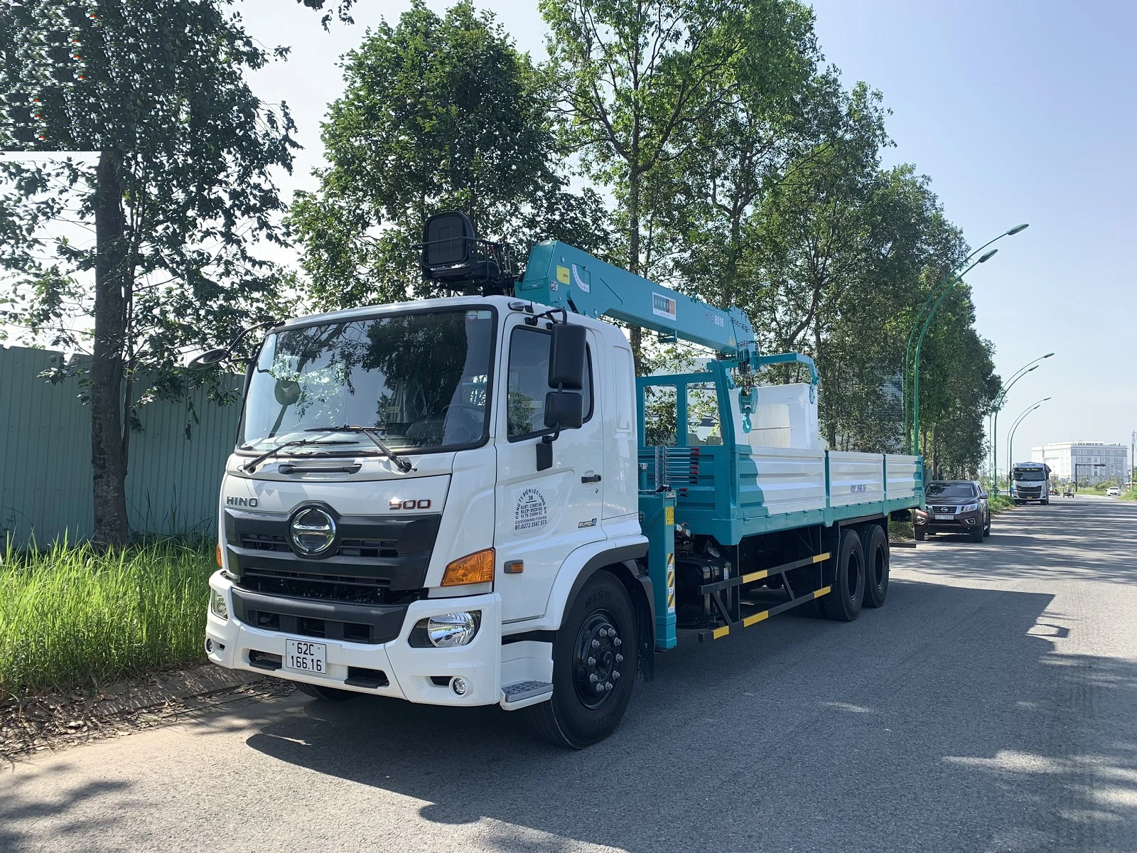 Hino FM gắn cẩu Hyundai 8 tấn Sự hợp tác đặc biệt của hai thương hiệu hàng đầu Nhật Bản và Hàn Quốc