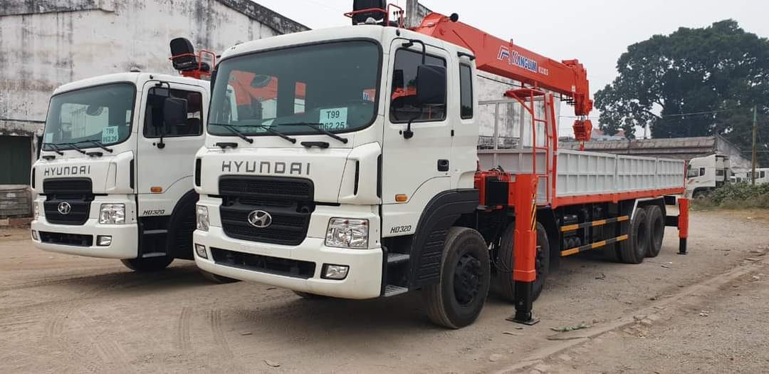 Hyundai HD320 gắn cẩu Kanglim 8 tấn