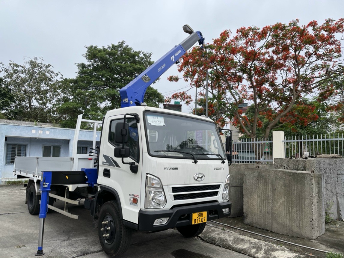 Đánh giá xe Hyundai gắn cẩu Tadano 3 tấn