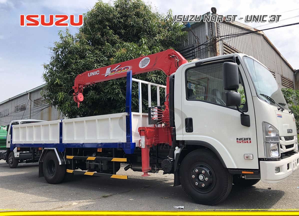 ISUZU NQR gắn cẩu unic 3 tấn 5 đốt - Sự lựa chọn hoàn hảo cho công việc vận tải