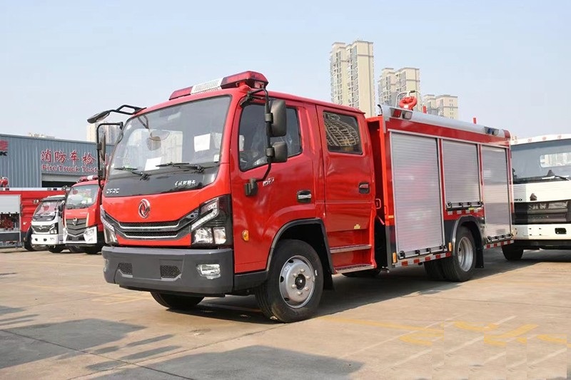 Xe Chữa Cháy Dongfeng 2000 Lít Nước và 1000 Lít Bọt