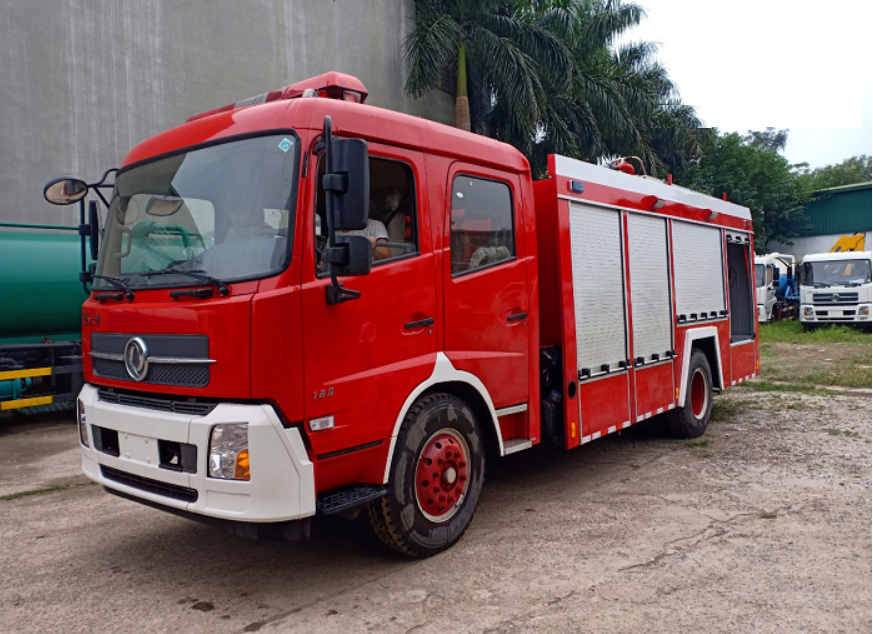 Xe chữa cháy 7 khối Dongfeng B180