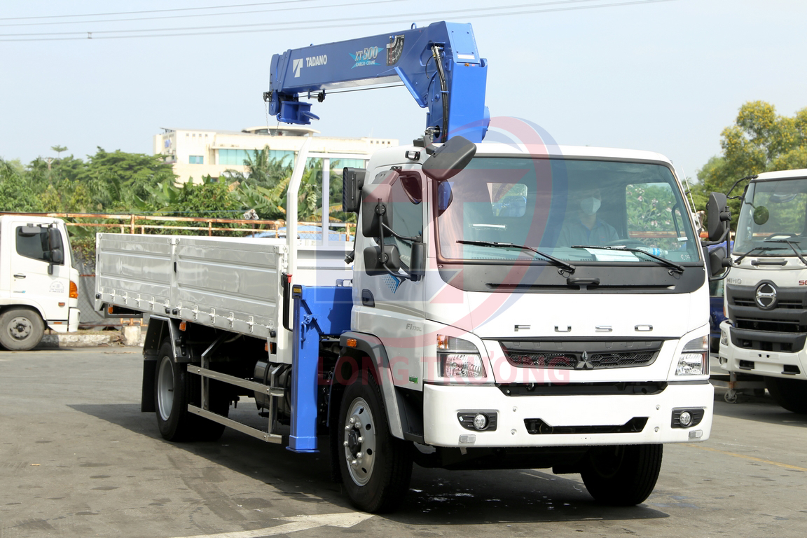 Xe tải FUSO FI 170 gắn cẩu Tadano 5 tấn - Sự kết hợp hoàn hảo giữa xe tải và cẩu Tadano 5 tấn