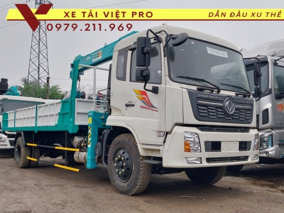 Xe Dongfeng 2 chân gắn cẩu Hyundai 5 tấn giá rẻ chất lượng