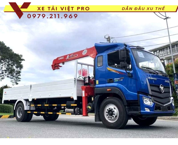 Xe Auman C160 gắn cẩu Unic 5 tấn Giải pháp vận tải hiệu quả