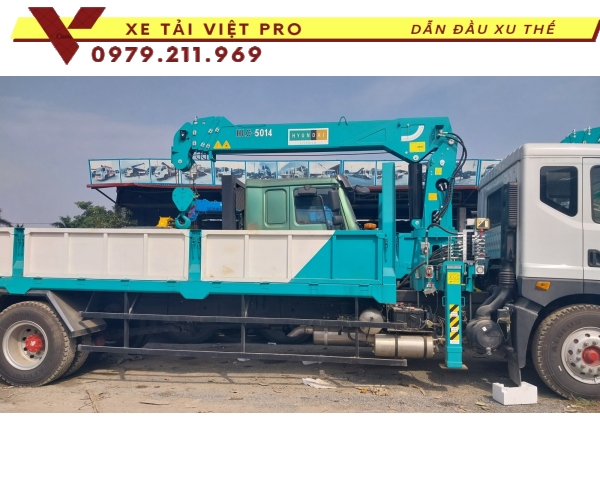 Donfeng D11 gắn cẩu Hyundai 5 tấn giá tốt, chất lượng cao