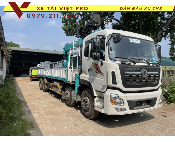 Xe tải Dongfeng 4 chân gắn cẩu Hyundai 8 tấn