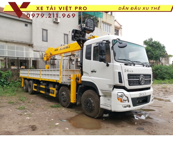 Xe tải Dongfeng 4 chân gắn cẩu Soosan 12 tấn