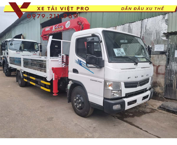 Xe Fuso FI140 gắn cẩu 3 tấn 4 đốt