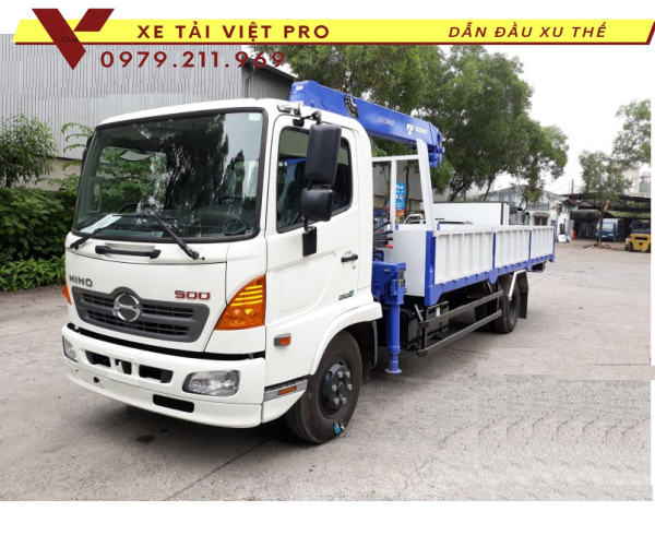 Xe tải Hino HINO FC9JLTC gắn cẩu Tadano 3 tấn