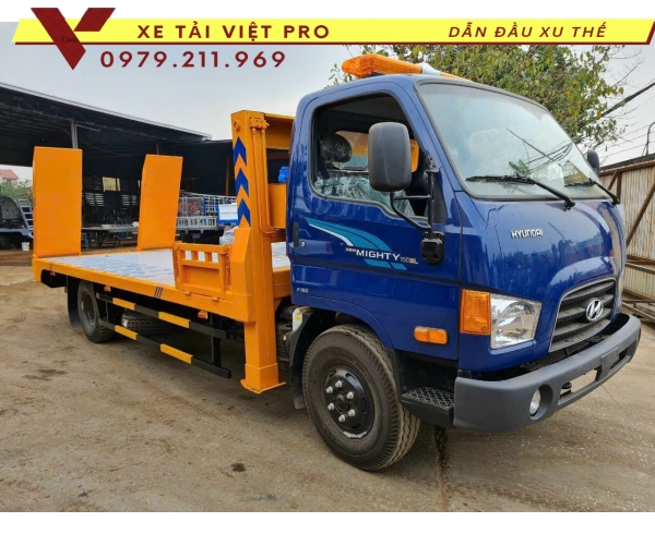 Giá xe tải Hyudnai HD800 nâng đầu chở máy công trình có giá bao nhiêu?