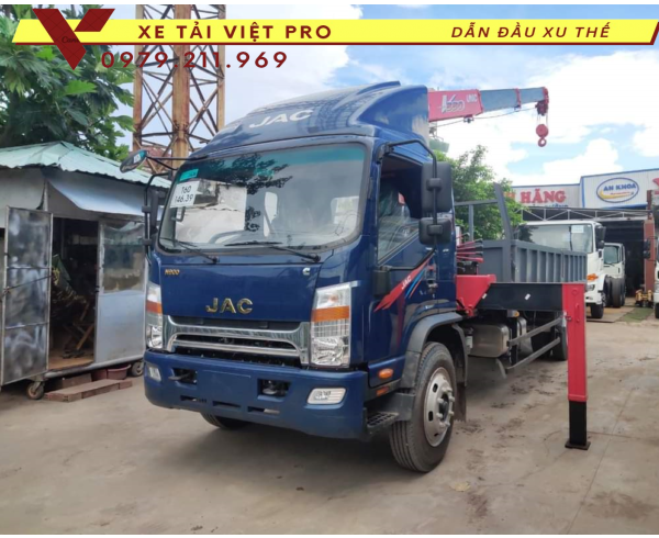 Giá xe JAC 9 tấn gắn cẩu 5 tấn 4 đốt mới nhất hiện nay