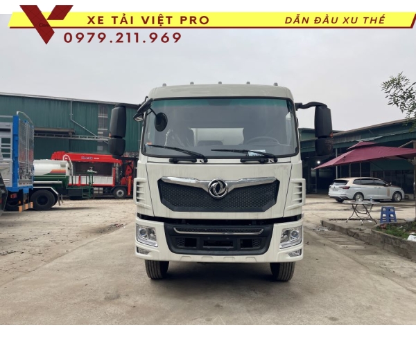 Xe Tải Dongfeng 4 Chân Téc Dầu 24 Khối Màu Trắng