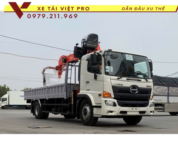 Xe Tải Hino 3 Chân FL Gắn Cẩu Kanglim 8 Tấn