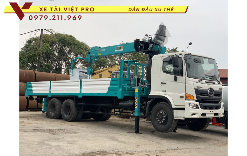 Hino FM gắn cẩu Hyundai 8 tấn