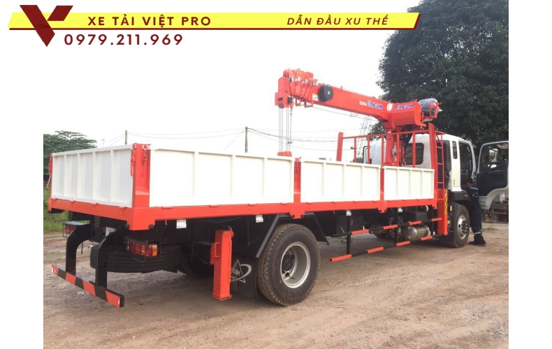 Xe tải Auman C160 gắn cẩu Kangim 5T