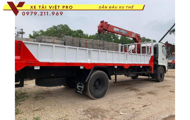 Xe tải Auman C160 gắn cẩu Unic 3 tấn 4 đốt giá mới nhất năm 2024