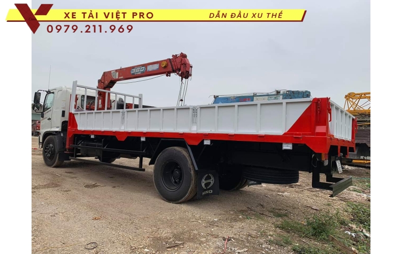 Auman C160 gắn cẩu Unic 5 tấn 4 đốt