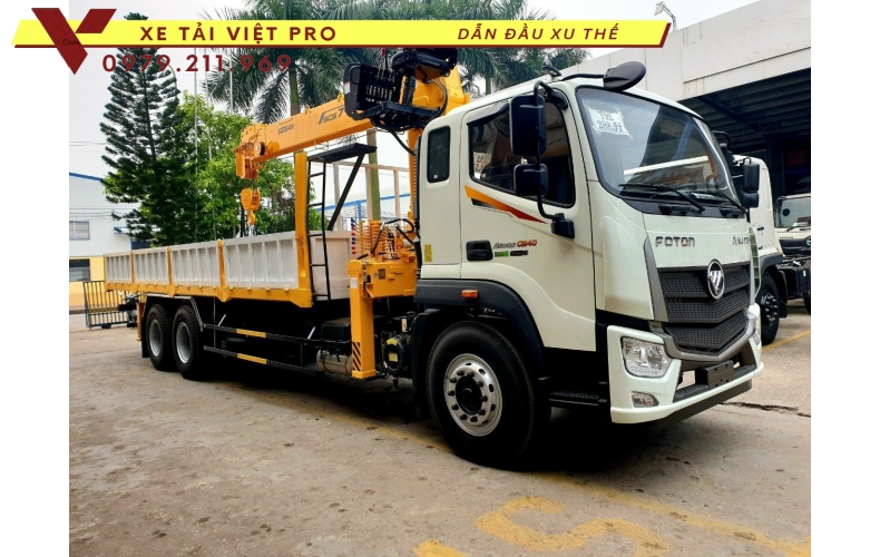Xe tải Auman 3 chân gắn cẩu Soosan 7 tấn