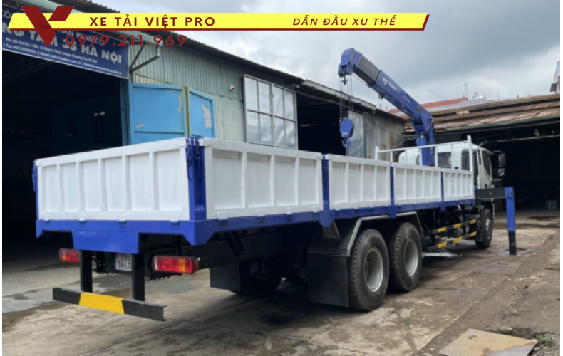 Auman C240 gắn cẩu Tadano 5 tấn đánh giá xe