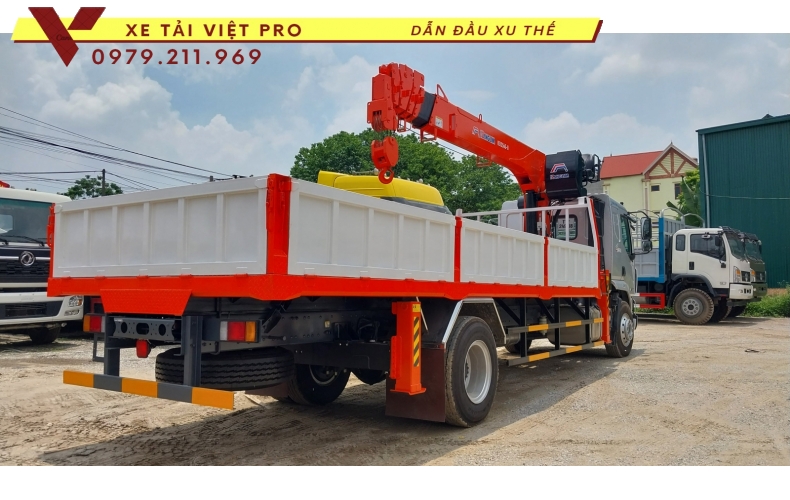 Xe tải Chenglong M3 gắn cẩu Kanglim 7T