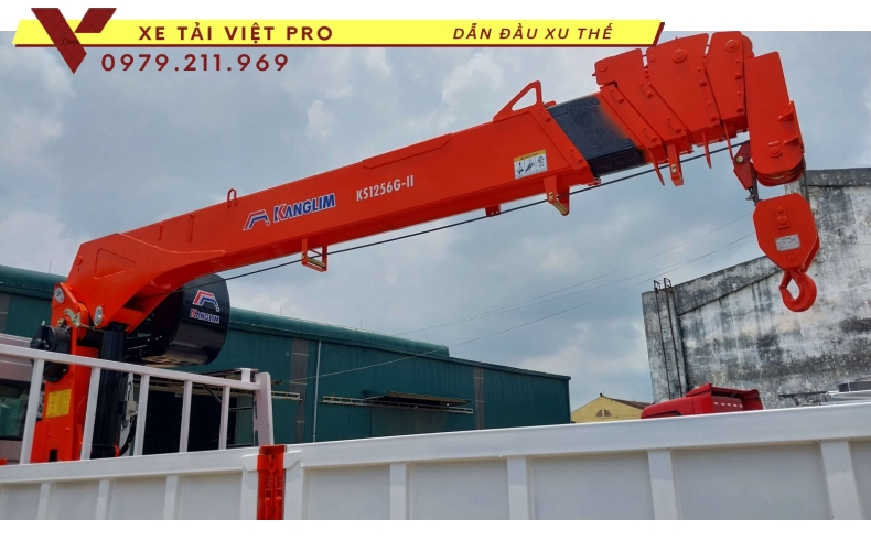 Xe tải Chenglong M3 gắn cẩu Kanglim 7T