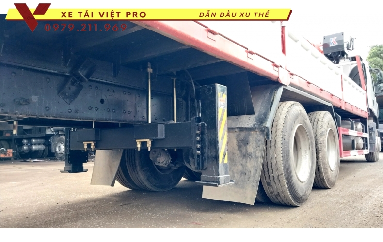 Xe tải Chenglong 3 chân gắn cẩu Kanglim 8T - Báo giá và thông số kỹ thuật