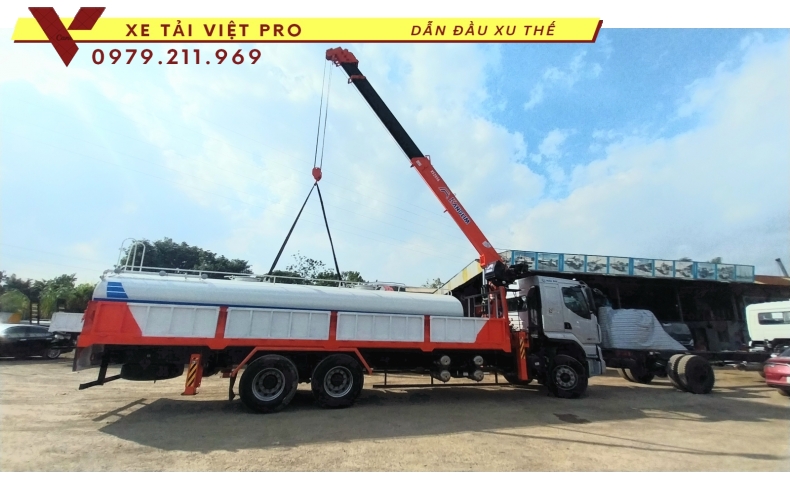 Xe tải Chenglong 3 chân gắn cẩu Kanglim 8T - Báo giá và thông số kỹ thuật