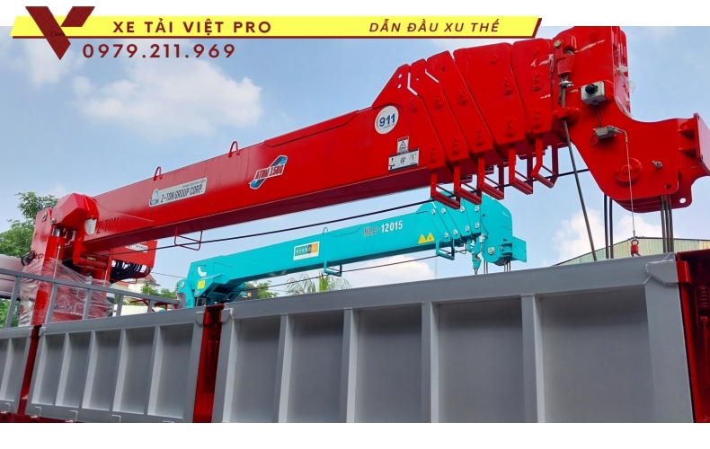 Xe tải Chenglong gắn cẩu Atom 15 tấn, Thông số và báo giá