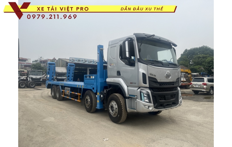 Giá xe tải Chenglong H5 4 chân nâng đầu là bao nhiêu?