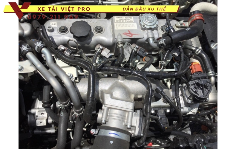 BÁO GIÁ XE ISUZU TÉC CHỞ DẦU 3 KHỐI MỚI NHẤT