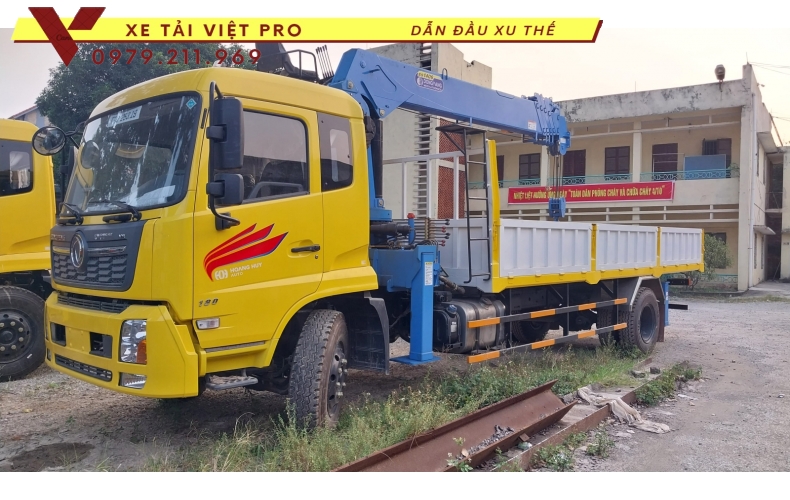 Xe tải Dongfeng 2 chân gắn cẩu Dongyang 6 tấn