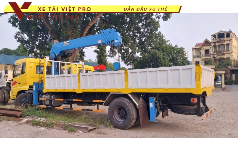Xe tải Dongfeng 2 chân gắn cẩu Dongyang 6 tấn