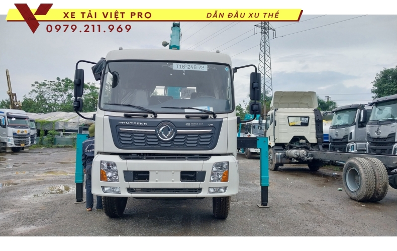 Xe Dongfeng 2 chân gắn cẩu Hyundai 5 tấn giá rẻ chất lượng