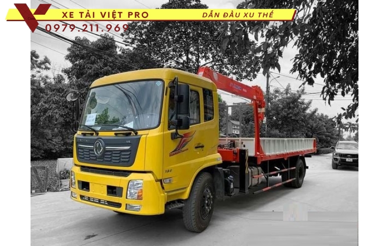 Xe tải Dongfeng 2 chân gắn cẩu Kanglim 5 tấn