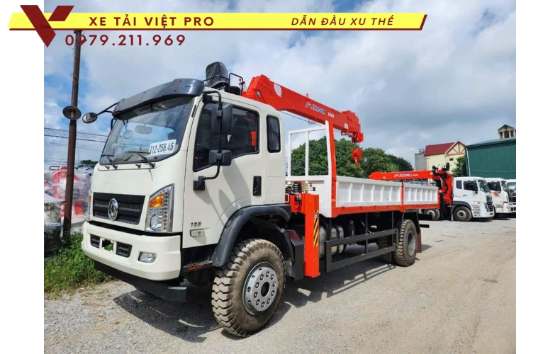 Xe tải Dongfeng (4X4) gắn cẩu Kanglim 5T
