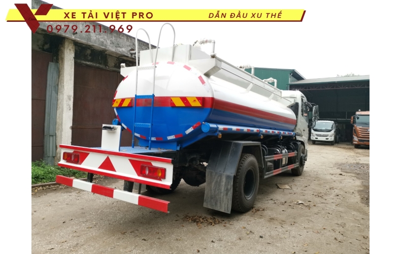 Xe tải Dongfeng 2 chân téc chở xăng dầu có giá bao nhiêu?