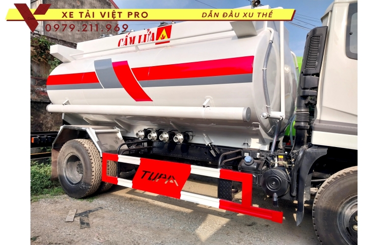 Xe tải Dongfeng 2 chân téc chở xăng dầu có giá bao nhiêu?