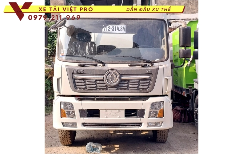 Xe tải Dongfeng 2 chân téc chở xăng dầu có giá bao nhiêu?