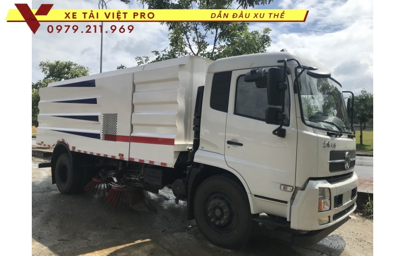 Dongfeng 2 chân hút bụi quét đường báo giá mới nhất