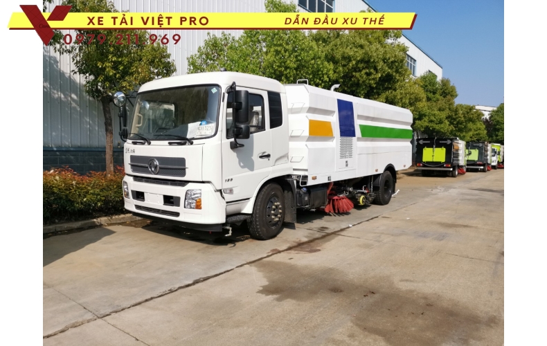 Dongfeng 2 chân hút bụi quét đường báo giá mới nhất