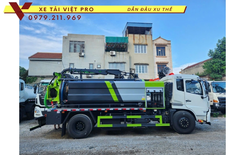 Dongfeng 2 chân hút bụi quét đường báo giá mới nhất