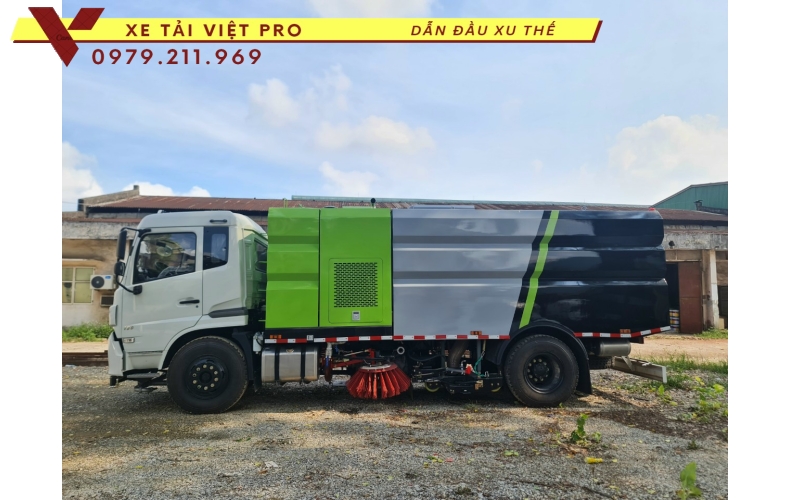 Dongfeng 2 chân hút bụi quét đường báo giá mới nhất