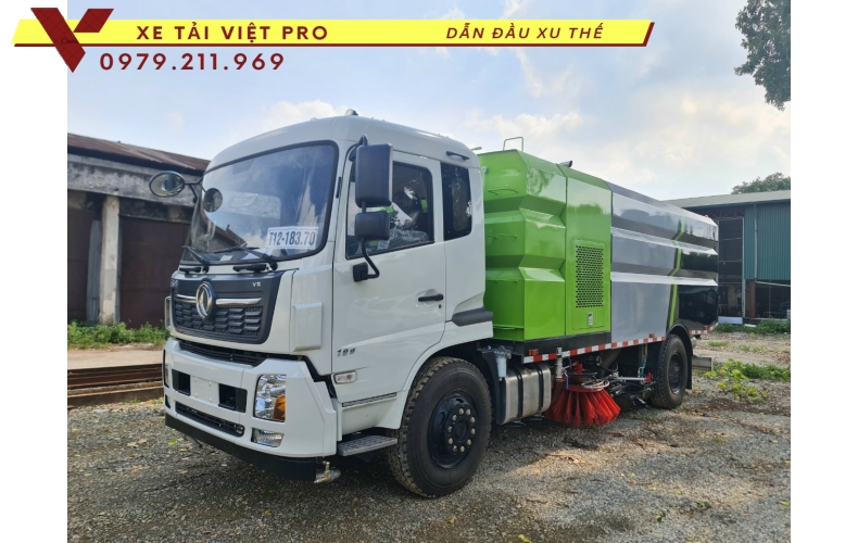 Dongfeng 2 chân hút bụi quét đường báo giá mới nhất