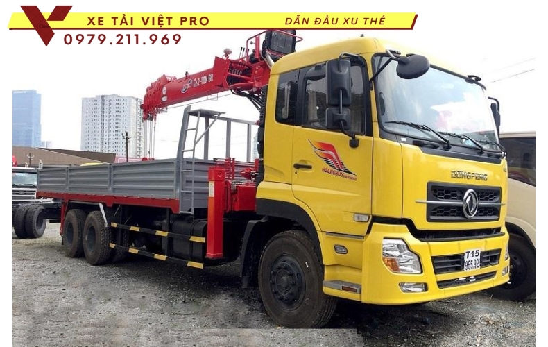 Xe dongfeng 3 chân gắn cẩu Atom 7 tấn